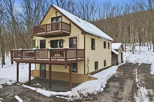 704 Rainbow Terrace, Effort, PA 18330 - Photo 3