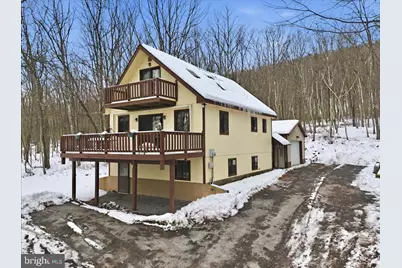 704 Rainbow Terrace, Effort, PA 18330 - Photo 1