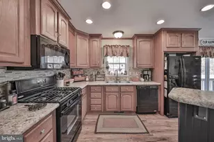 1242 Blue Mountain Cir, Saylorsburg, PA 18353 - Photo 15