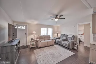 1215 Blue Mountain Circle, Saylorsburg, PA 18353 - Photo 7