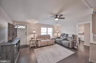 1215 Blue Mountain Cir, Saylorsburg, PA 18353 - Photo 7