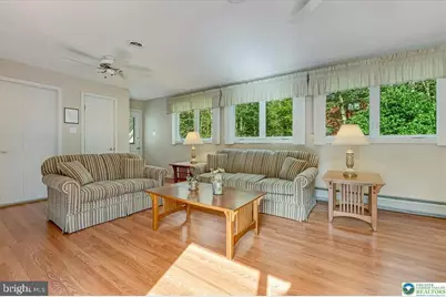 8495 Bumble Bee Way, Tobyhanna, PA 18466 - Photo 7