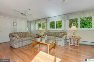 8495 Bumble Bee Way, Tobyhanna, PA 18466 - Photo 7