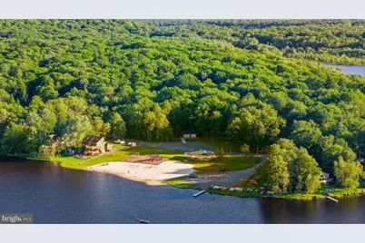 7813 Lake Shore Drive, Pocono Lake, PA 18347 - Photo 71