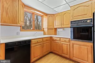 380 Cherry Lane Rd, Bartonsville, PA 18321 - Photo 15