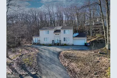 27 Brunswick Drive, Mount Pocono, PA 18344 - Photo 1