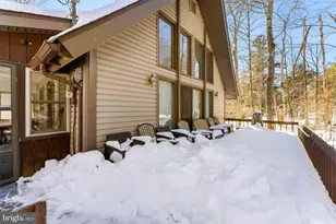 102 King Arthur Rd, Pocono Lake, PA 18347 - Photo 5