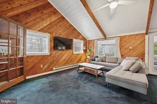 468 Devils Hole Rd, Cresco, PA 18326 - Photo 7