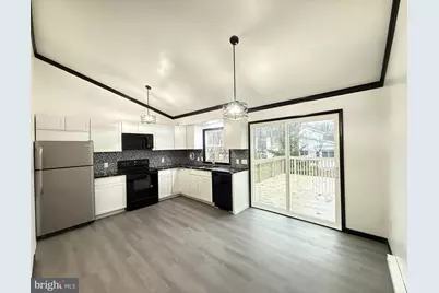 8066 Red Squirrel Drive, Tobyhanna, PA 18466 - Photo 3