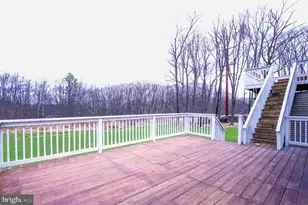 1019 Cricket Ln, Long Pond, PA 18334 - Photo 27