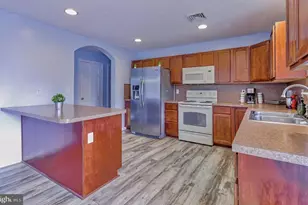 1019 Cricket Ln, Long Pond, PA 18334 - Photo 19