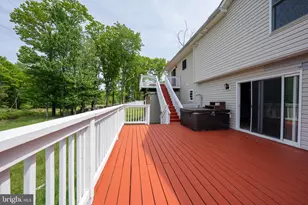 1019 Cricket Ln, Long Pond, PA 18334 - Photo 29