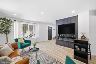 2309 Deer Track Ln, East Stroudsburg, PA 18302 - Photo 11