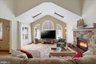 2130 Scarborough Way, East Stroudsburg, PA 18302 - Photo 7