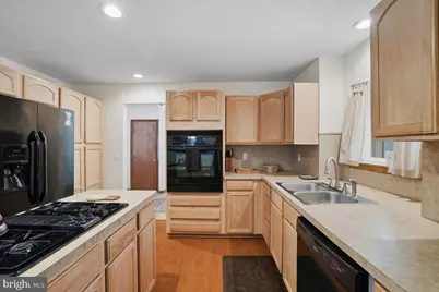 2130 Scarborough Way, East Stroudsburg, PA 18302 - Photo 15