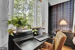 301 Wyomissing Dr, Pocono Lake, PA 18347 - Photo 13