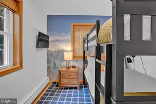 301 Wyomissing Dr, Pocono Lake, PA 18347 - Photo 27