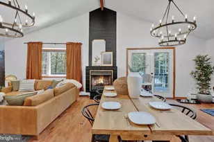 301 Wyomissing Dr, Pocono Lake, PA 18347 - Photo 3