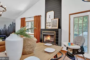 301 Wyomissing Dr, Pocono Lake, PA 18347 - Photo 7