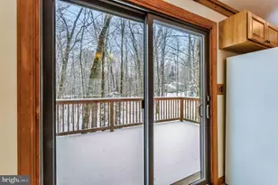 391 Berry Ln, Pocono Lake, PA 18347 - Photo 47