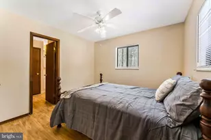 391 Berry Ln, Pocono Lake, PA 18347 - Photo 29