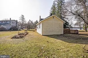 2101 Lakeside Dr, Tobyhanna, PA 18466 - Photo 61