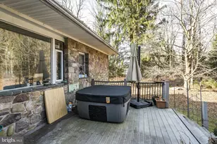 2101 Lakeside Dr, Tobyhanna, PA 18466 - Photo 35