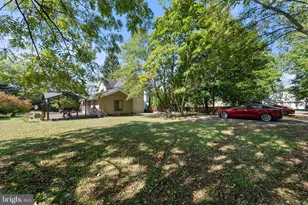 204 Lackawanna Ave, East Stroudsburg, PA 18301 - Photo 5