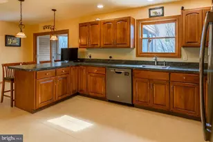 337 Clicko Ln, East Stroudsburg, PA 18301 - Photo 9