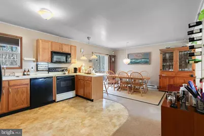 462 Country Place Drive, Tobyhanna, PA 18466 - Photo 13