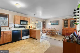 462 Country Pl Dr, Tobyhanna, PA 18466 - Photo 13