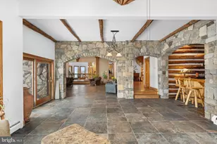 216 Merwinsburg Rd, Effort, PA 18330 - Photo 15