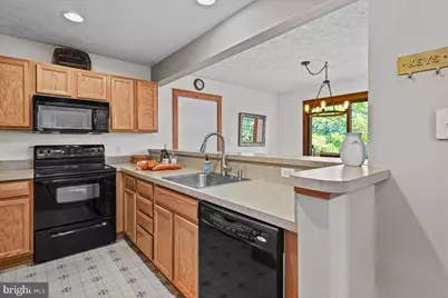 182 Upper Deer Valley Road, Tannersville, PA 18372 - Photo 13