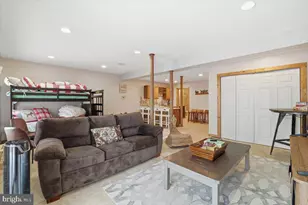 208 Sycamore Ct, Tannersville, PA 18372 - Photo 37