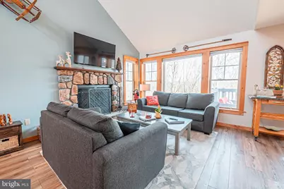 208 Sycamore Court, Tannersville, PA 18372 - Photo 9