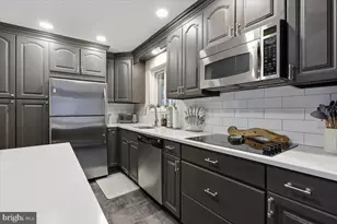 1781 Rolling Hills Dr, Tobyhanna, PA 18466 - Photo 21