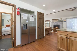 2206 Chatham Ct, Middle Smithfield, PA 18324 - Photo 7