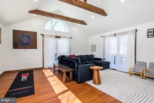 2206 Chatham Ct, Middle Smithfield, PA 18324 - Photo 9