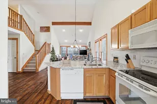 207 Sycamore Ct, Tannersville, PA 18372 - Photo 11