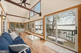 7698 Lake Shore Dr, Pocono Lake, PA 18347 - Photo 27