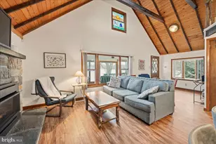 7698 Lake Shore Dr, Pocono Lake, PA 18347 - Photo 25