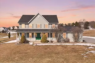 104 Corine Way, Saylorsburg, PA 18353 - Photo 3