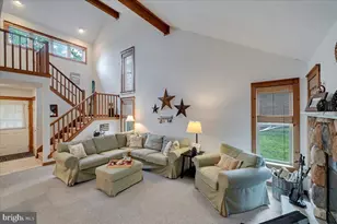 183 Hawthorne Ct, Tannersville, PA 18372 - Photo 9