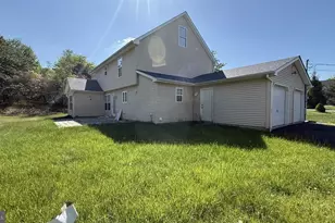 2005 Palisades Dr, Blakeslee, PA 18610 - Photo 3