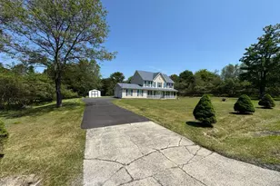 2005 Palisades Dr, Blakeslee, PA 18610 - Photo 1