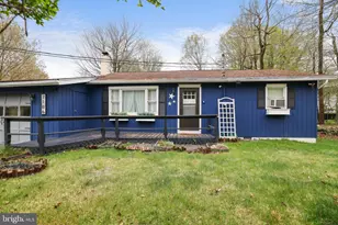 7106 Robinwood Dr, Tobyhanna, PA 18466 - Photo 3