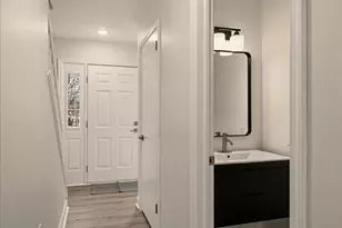 2026 Candlewood Ln, Blakeslee, PA 18610 - Photo 13