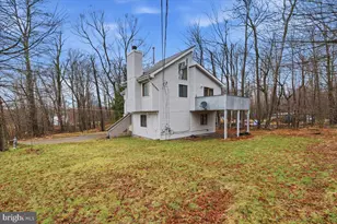 186 Thornapple Ln, Tobyhanna, PA 18466 - Photo 3