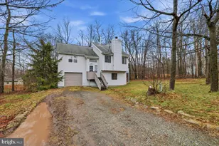 186 Thornapple Ln, Tobyhanna, PA 18466 - Photo 1
