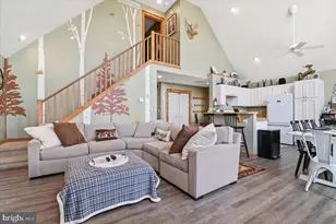 111 High Mountain Ln, Tannersville, PA 18372 - Photo 23